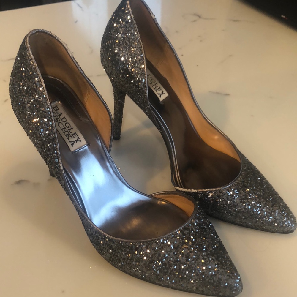 Badgley Mischka silver glitter heels 8.5